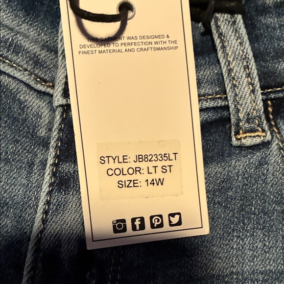 Judy Blue High Rise Jeans in Washed Gray - Picture 3 of 6